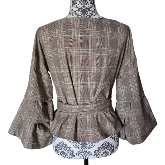 Do+Be Plaid Wrap Top with tiered bell sleeves size medium - Picture 5 of 16